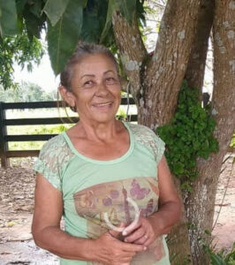 Dona Maria entrega verdudas em comércios de Vilhena